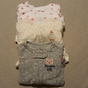 Old Navy, Carter's Newborn Footies Pajamas Bundle